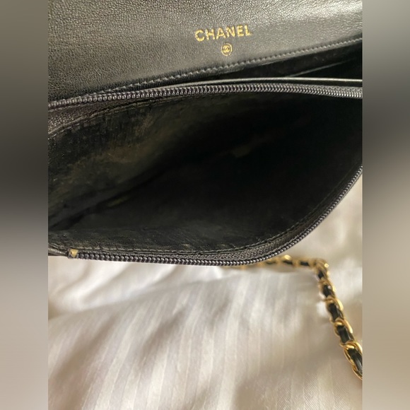 Authentic Black Leather Chanel - Picture 12 of 16